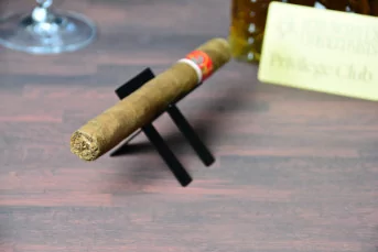 Conquistador Churchill Single Cigar