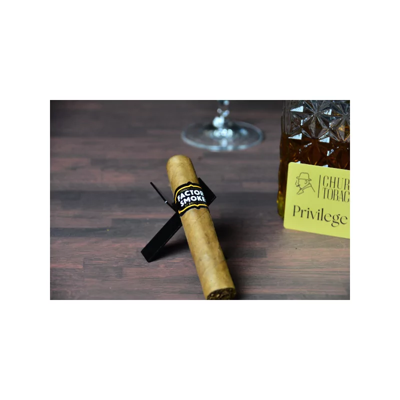 Factory Smokes by Drew estate CT. shade Factory Smokes by Drew estate CT. shade