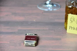 Honest Pipe lighter tan