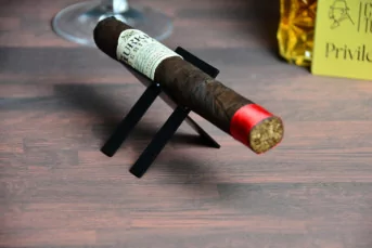 Gurkha Heritage Maduro (red) Toro Cigar Single