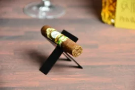 La Galera Habono half corona tin