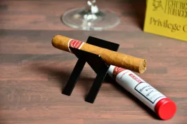 Romeo Y Julieta No 3 - Single Cigar Next day delivery UK