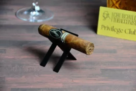 Davidoff Escurio Robusto Single Cigar
