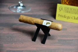 Davidoff Winston Churchill Statesman Robusto Single Cigar