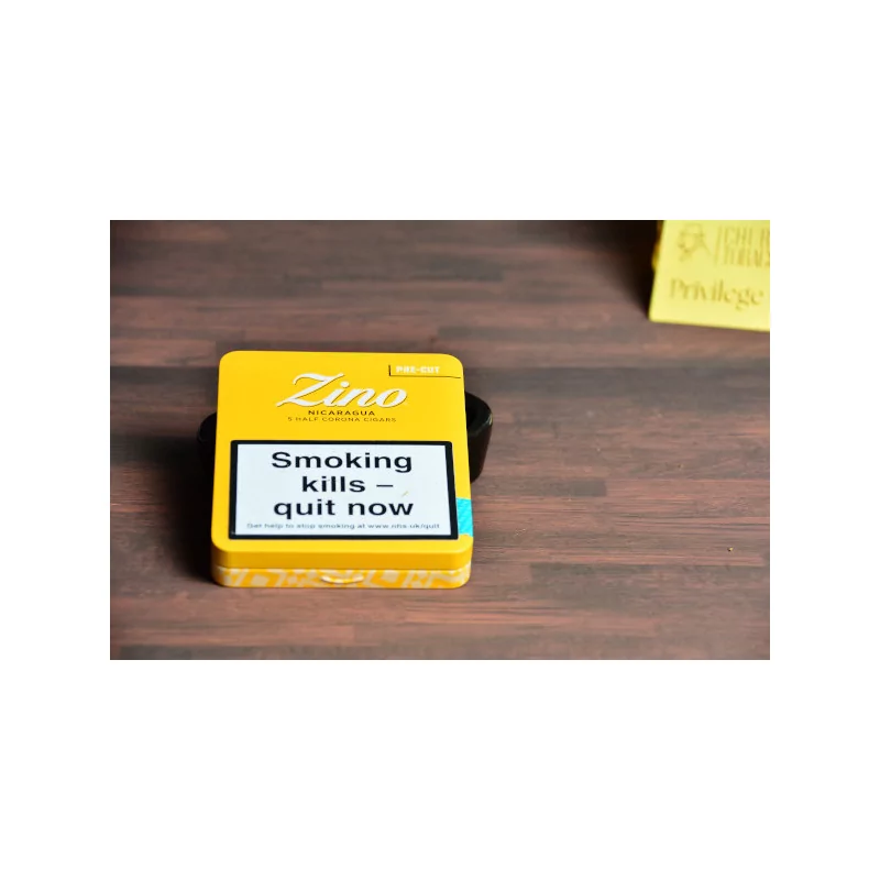 Empty small cigar tin zino