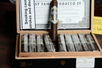 West Tampa Black Maduro