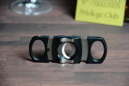 Mantis Cigarmaster cutter black