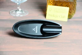 Mantis streamline ashtray ( Black )
