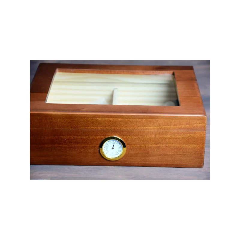 Glass top Humidor with Magnetic seal Glass top Humidor with Magnetic seal
