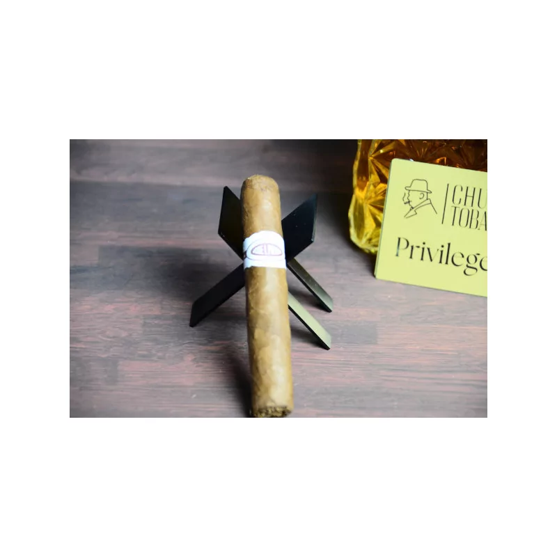 Jose L Piedra Petit Cazadores single cigar Jose L Piedra Petit Cazadores single cigar