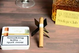 Primeros Dominican by Davidoff tin