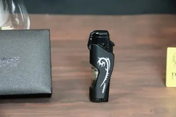 Honest Watson Black jet lighter