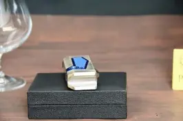 Honest brushed chrome blue 4 jet lighter