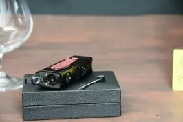 Honest Black with red accent 4 jet lighter