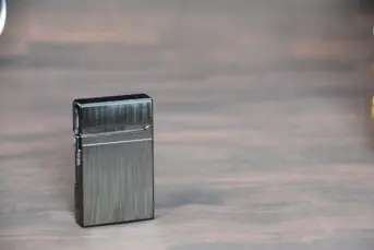 Luxury dual flame lighter gun metal