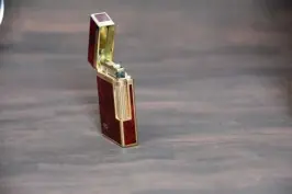 Luxury Single soft flame lighter red and gold