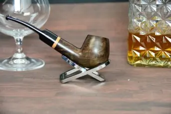 Jean Claude Slightly bent Apple Briar pipe