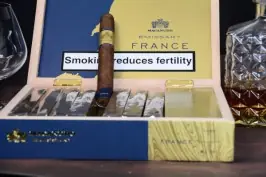 Macanudo Emissary French