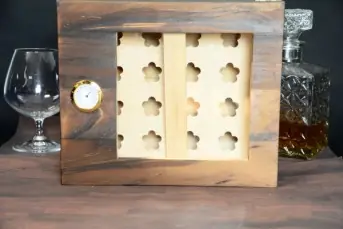 brown Desk top humidor