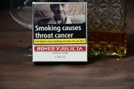 Romeo Y Julieta Club (20)