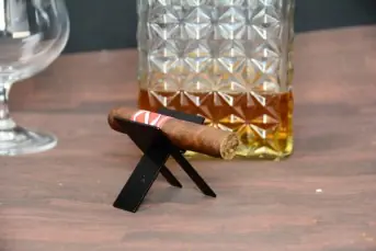 Zino half corona Honduras Pre-cut (tin x5)