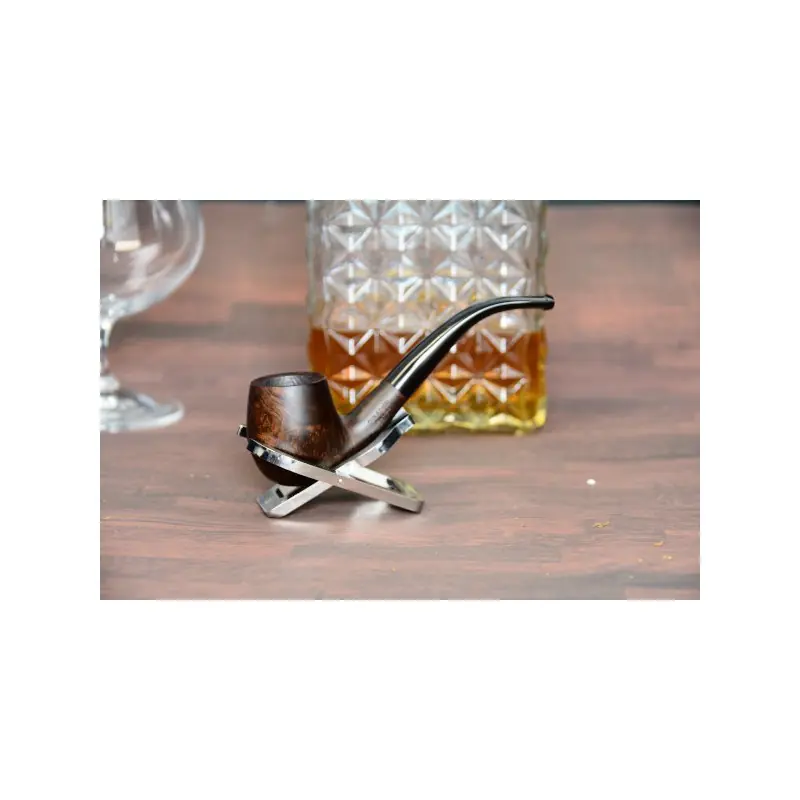 Churchill's bent brandy (Briar) Churchill's bent brandy (Briar)