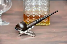 Churchill's pot bowl (briar)