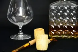 Missouri Meerschaum co. Corn Cob Pipes