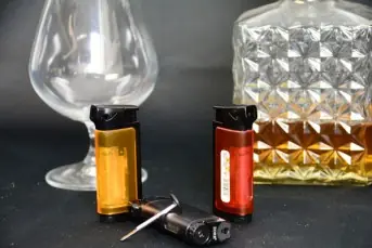 Pira Zorr Pipe lighter