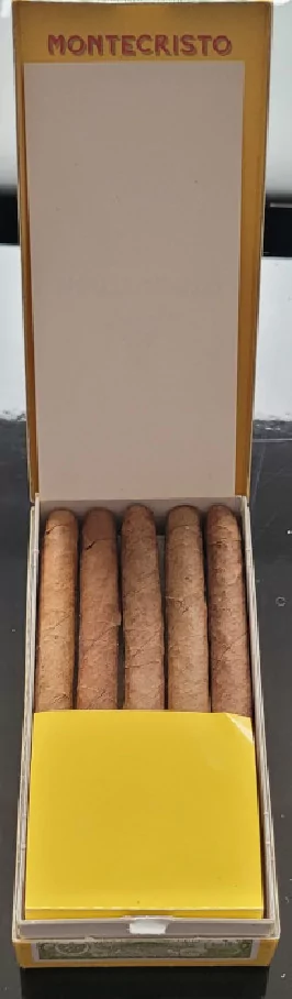 Montecristo Club 10s pack of 10 Cigarillos