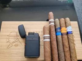 Fathers day precut cigar with jet lighter sampler