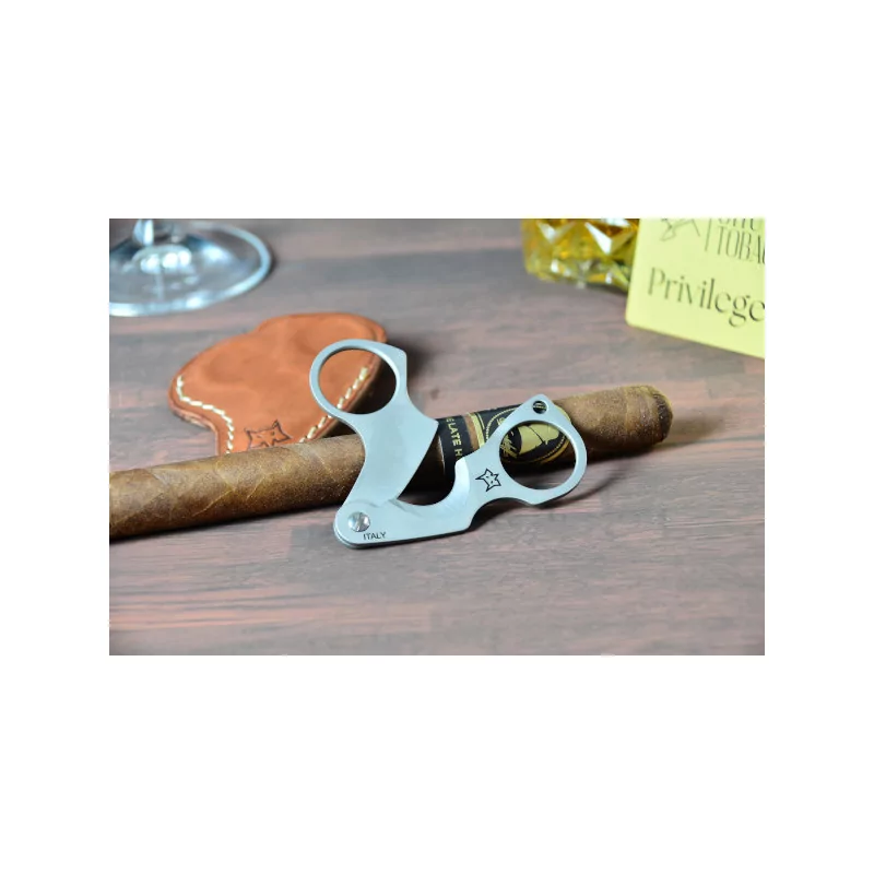 Fox cigar cutter